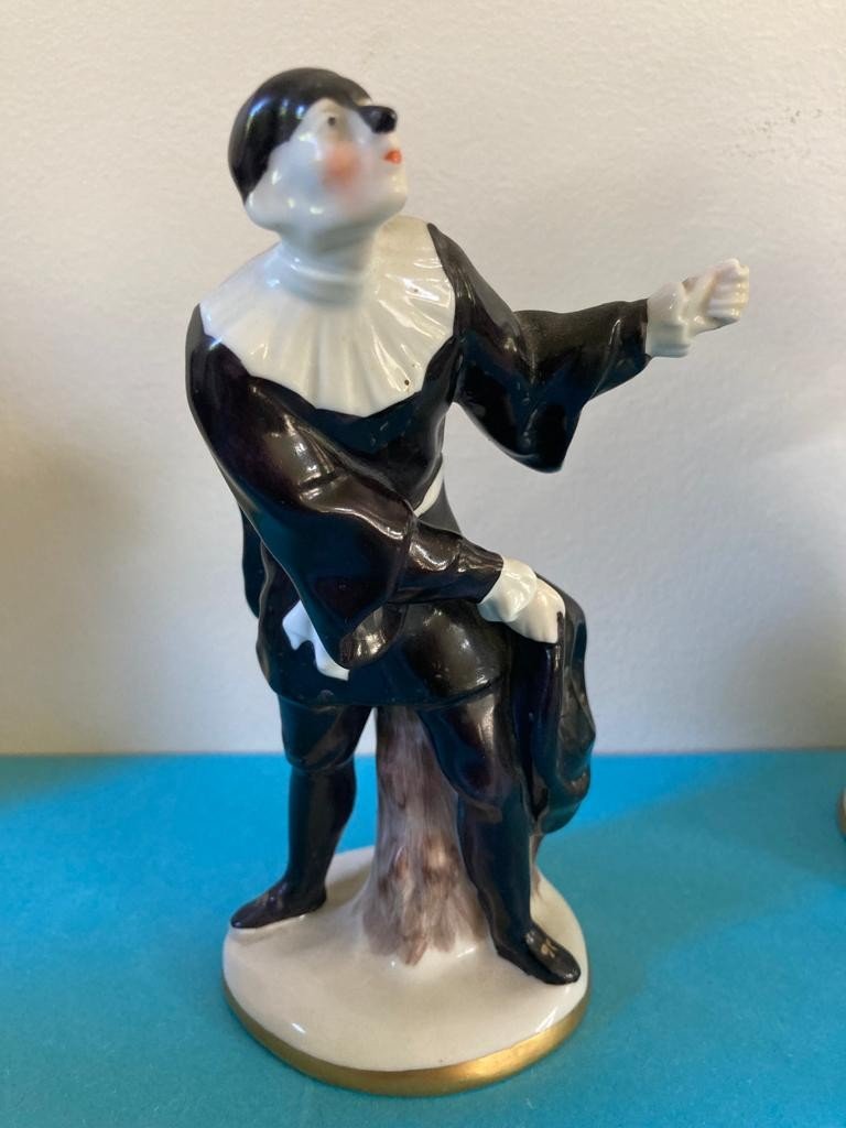 Capodimonte Porcelain Figurines Characters From The Commedia Dell'arte-photo-1