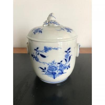 Tournai Sugar Porcelain Tender