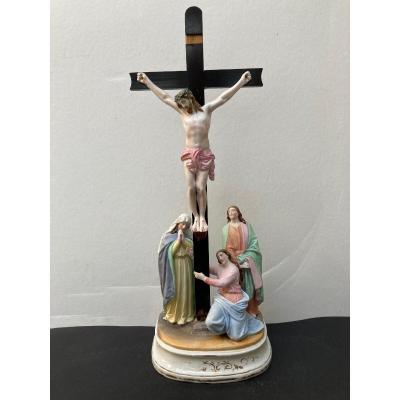 La Crucifixion En Biscuit De Porcelaine