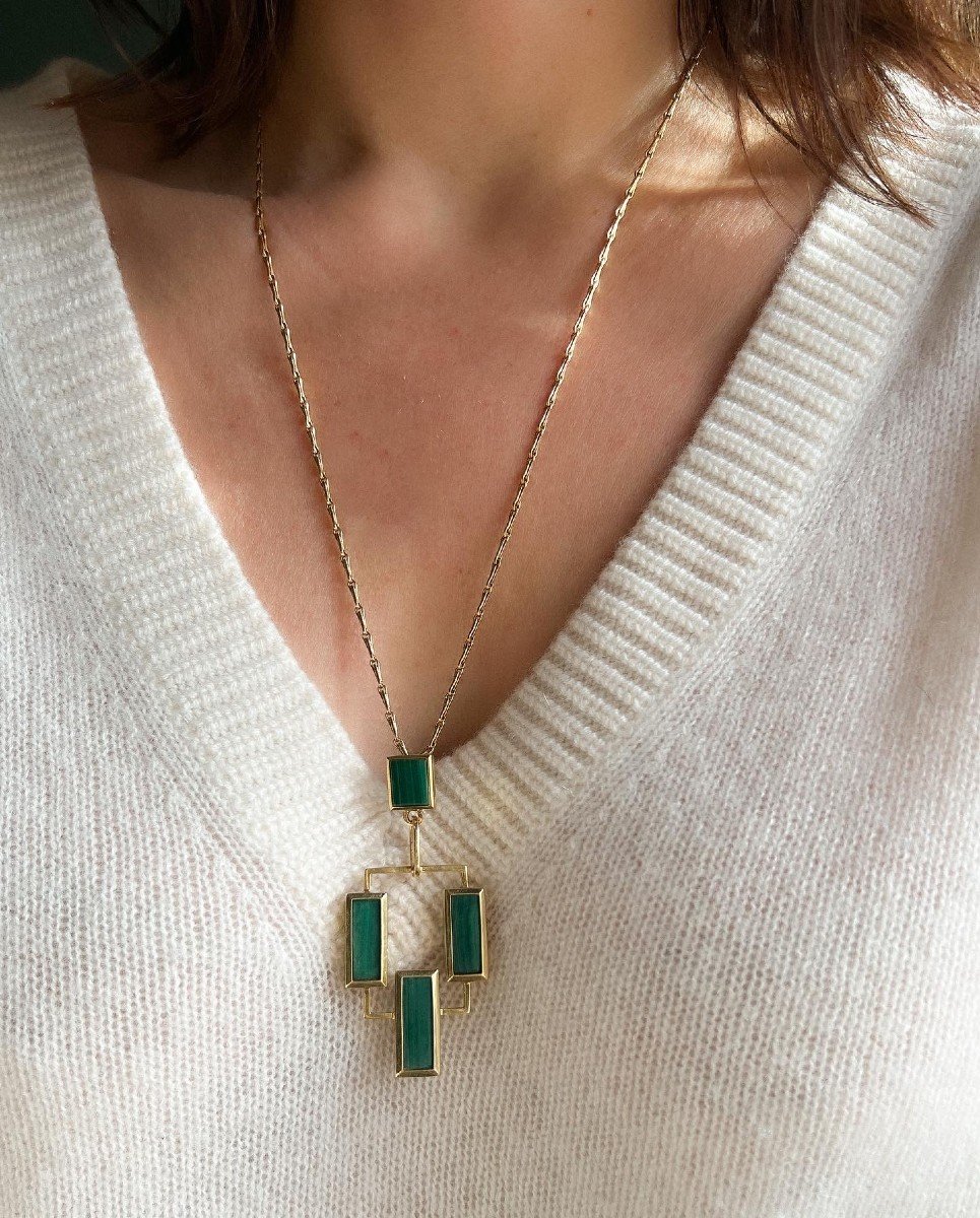 A Yellow Gold Geometric Pendant-photo-4