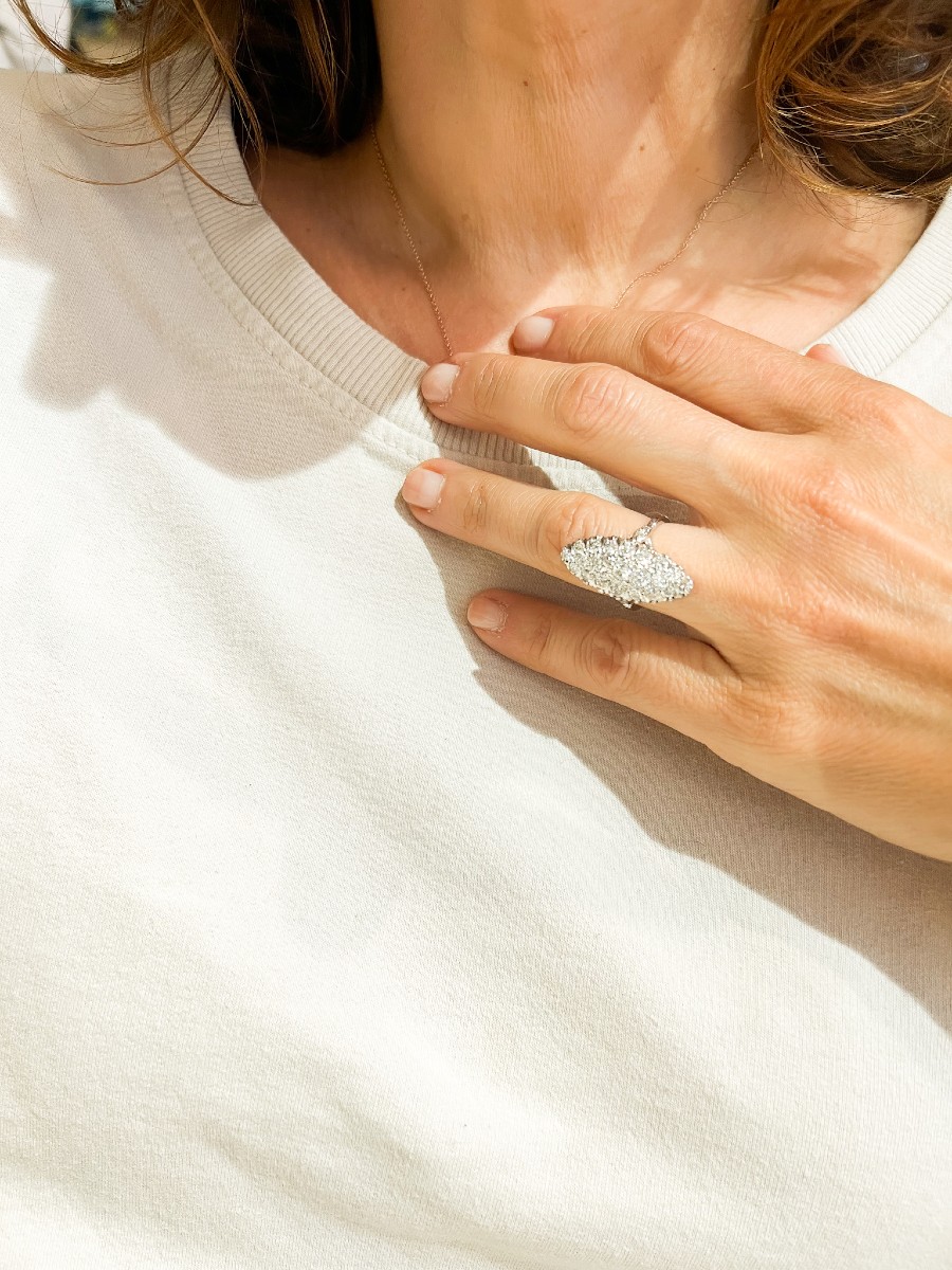 Marquise Ring In White Gold Entirely Set With Diamonds-photo-5