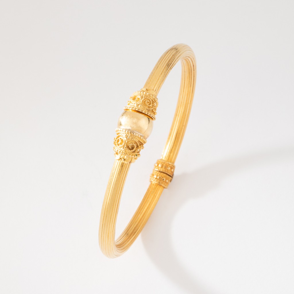 22k Yellow Gold Bangle By Designer Lalaounis