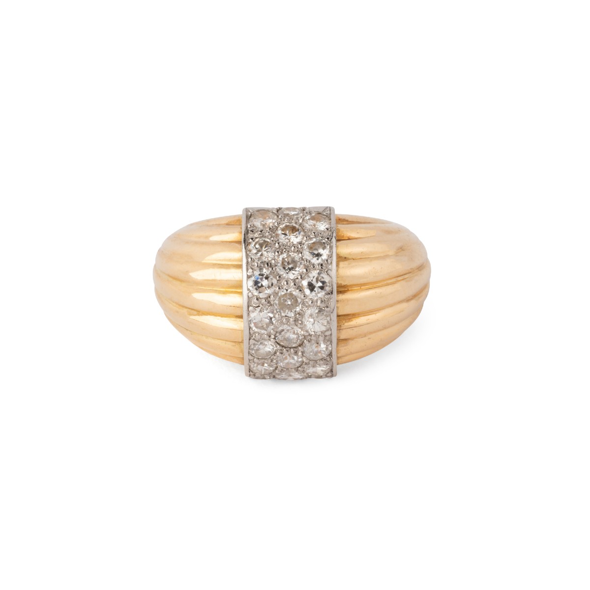 Bague  or jaune et platine godronnée diamant