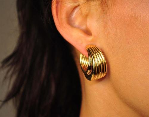 Boucles d'Oreilles Or Jaune Signées De La Maison Van Cleef And Arpels -photo-3