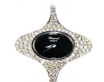 Montre Ovale Or Gris Diamants Chopard Année 1970