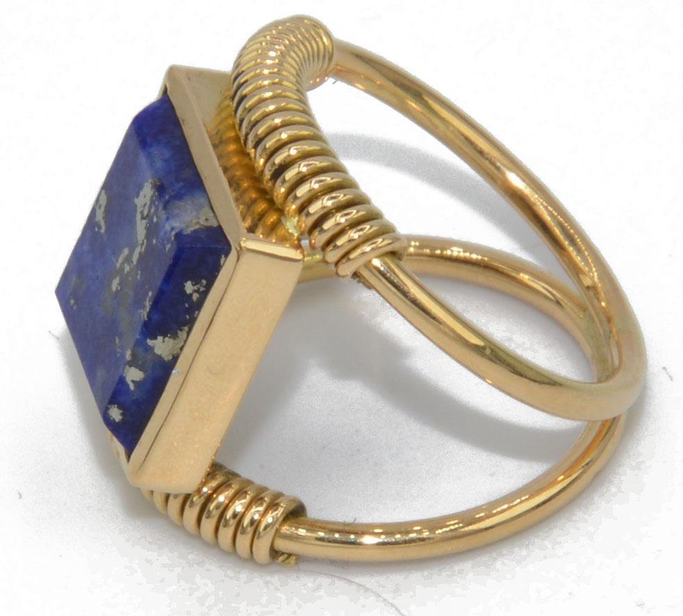 Etruscan Ring In Gold And Lapis-photo-2