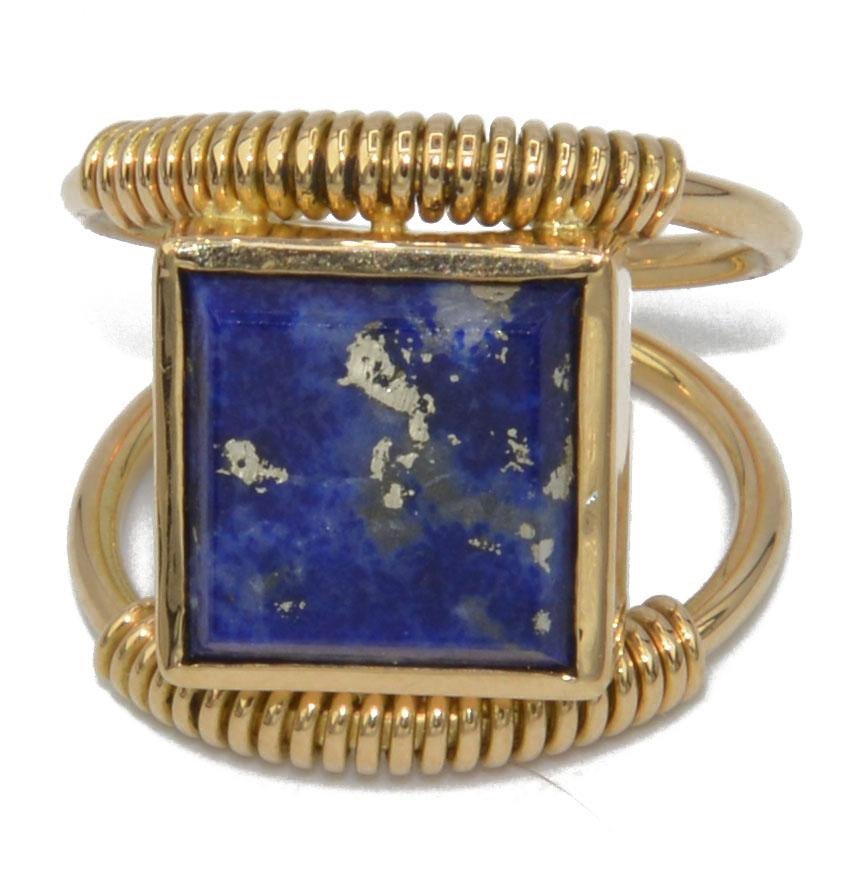 Etruscan Ring In Gold And Lapis