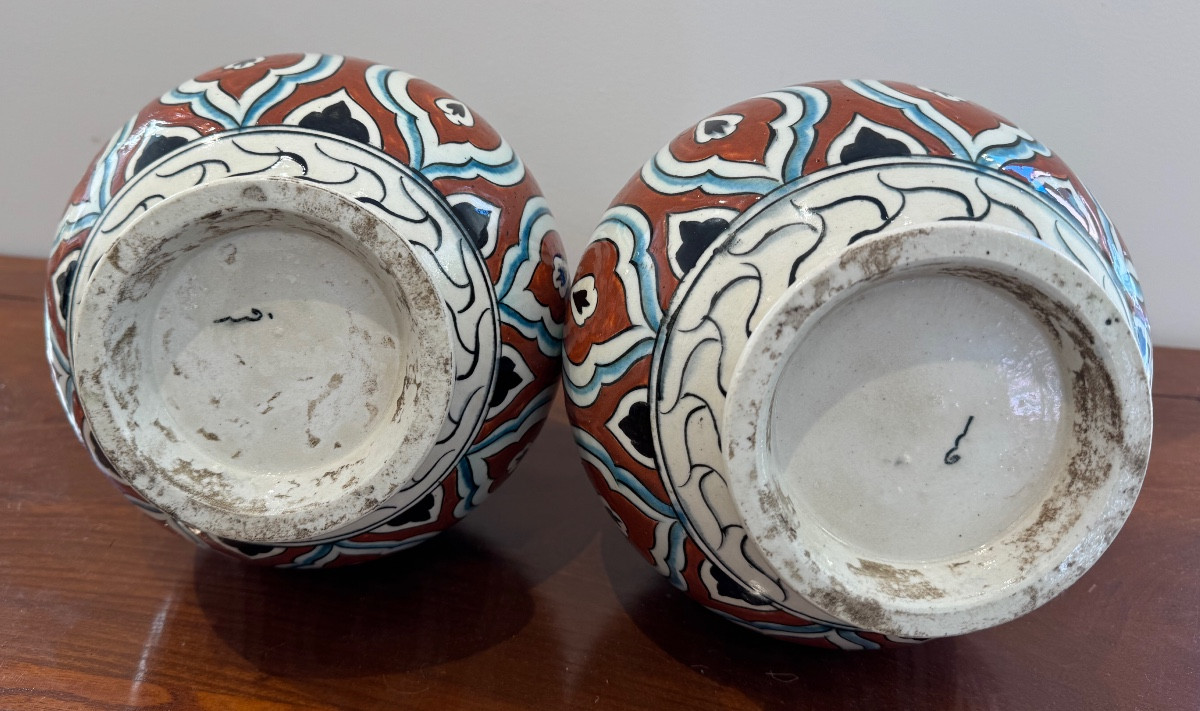 Pair Of Iznik Vases By The Samson Factory-photo-2
