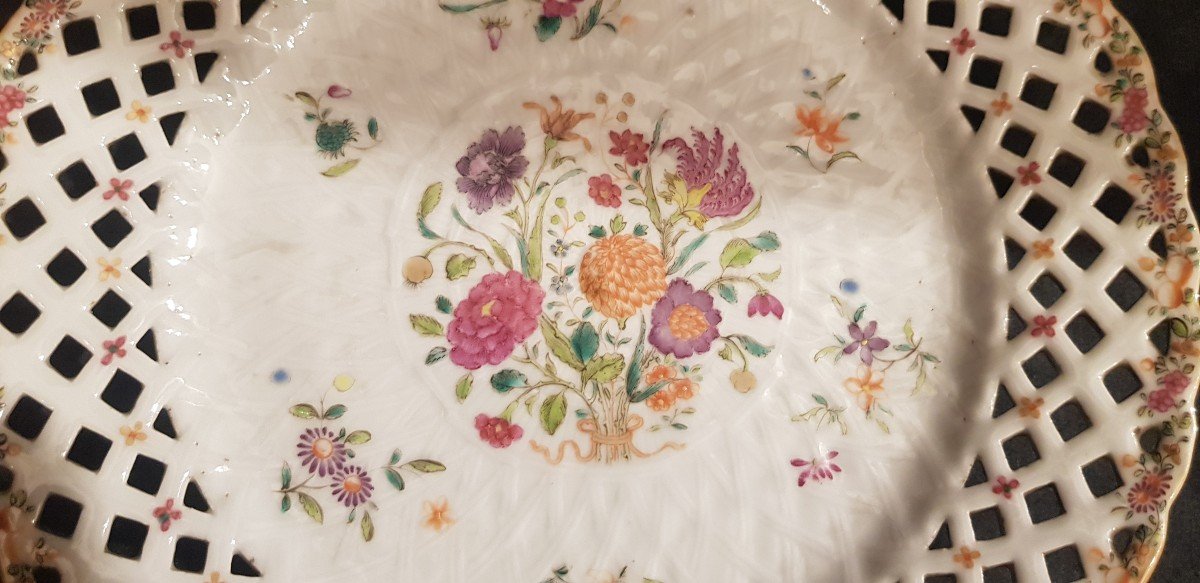 Pair Antique Chinese Plates XIX Openwork Porcelain Floral Decor 23 Cm Diameter-photo-3