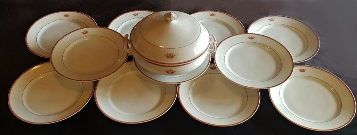 Lot Onze Assiettes Et Soupière Porcelaine XIX S  Couronne Marquis Fabrication C. Garnier & Cie-photo-2