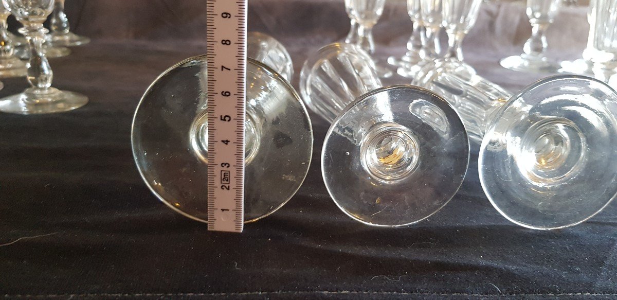  Lot 14 Flutes Anciennes XIX S  En Cristal Taillé à Pans H 16,5-20 Cm-photo-4