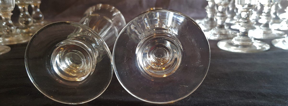  Lot 24 Flutes Anciennes à Pans En Cristal Taillé Modèle Caton-photo-6