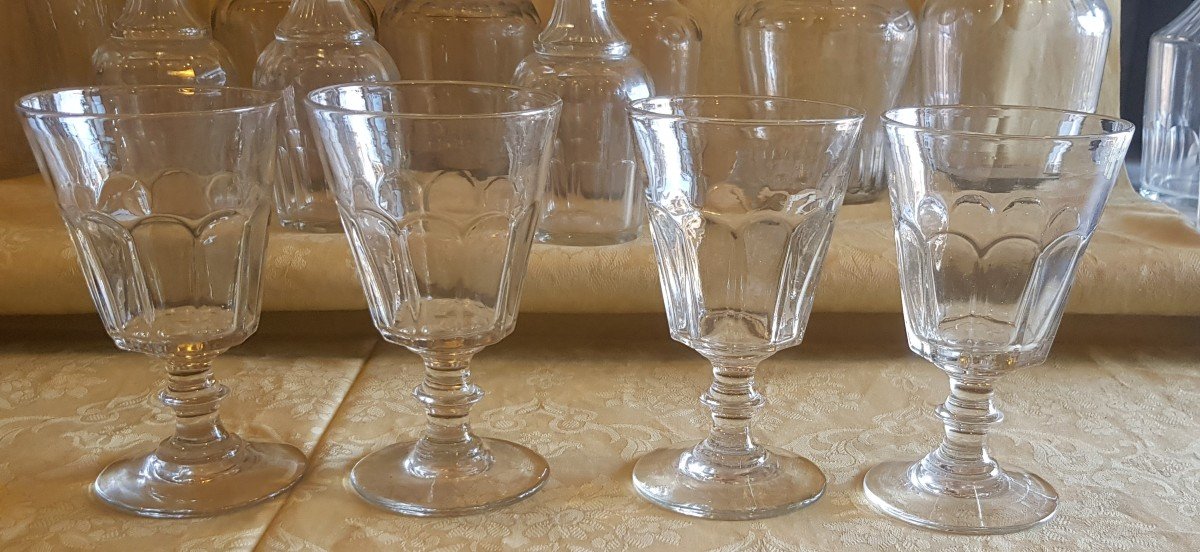 Set Of 4 Large Antique 19th Century Water Glasses In Molded Glass Imitation Of The Caton Model