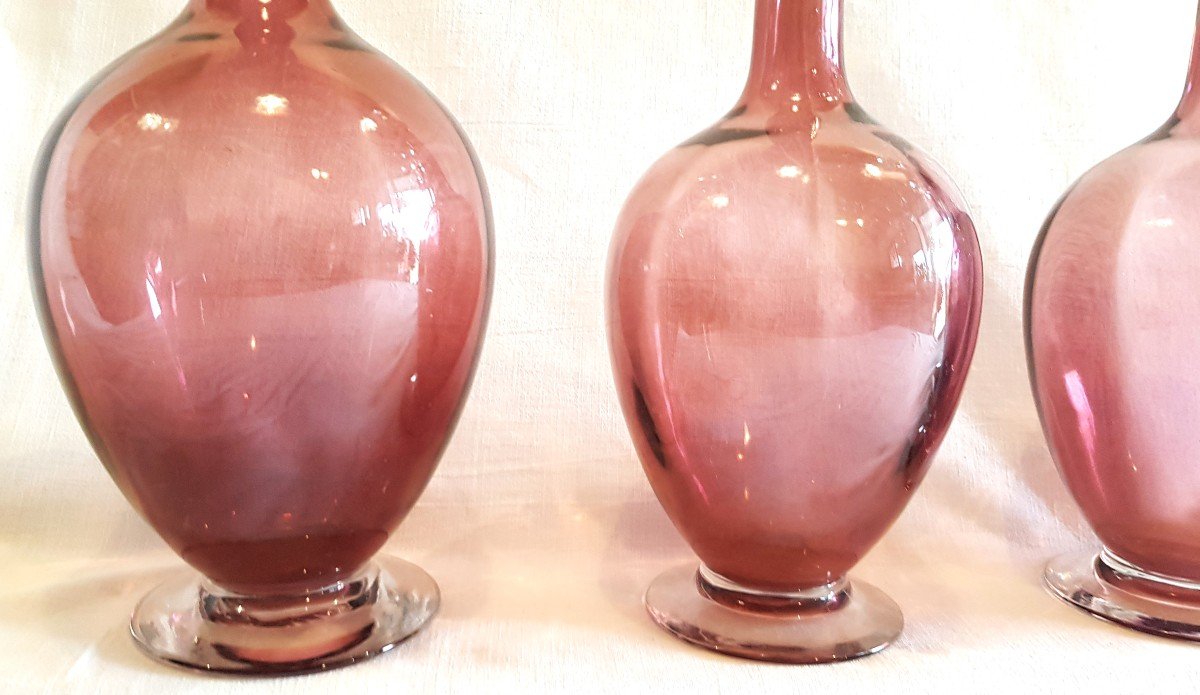 Suite Of 4 Old Carafes In Eggplant-colored Blown Glass-photo-2