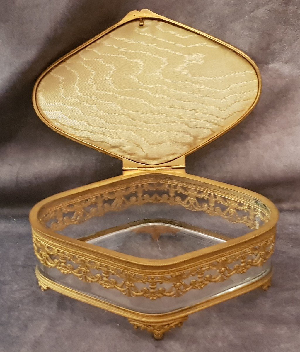 Old Glass And Brass Jewelry Box With Miniature-photo-5
