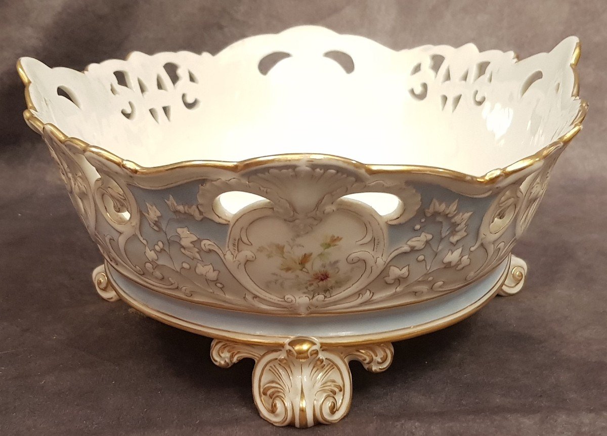 Old 19th Century Centrepiece In Openwork Porcelain Ginori-photo-4