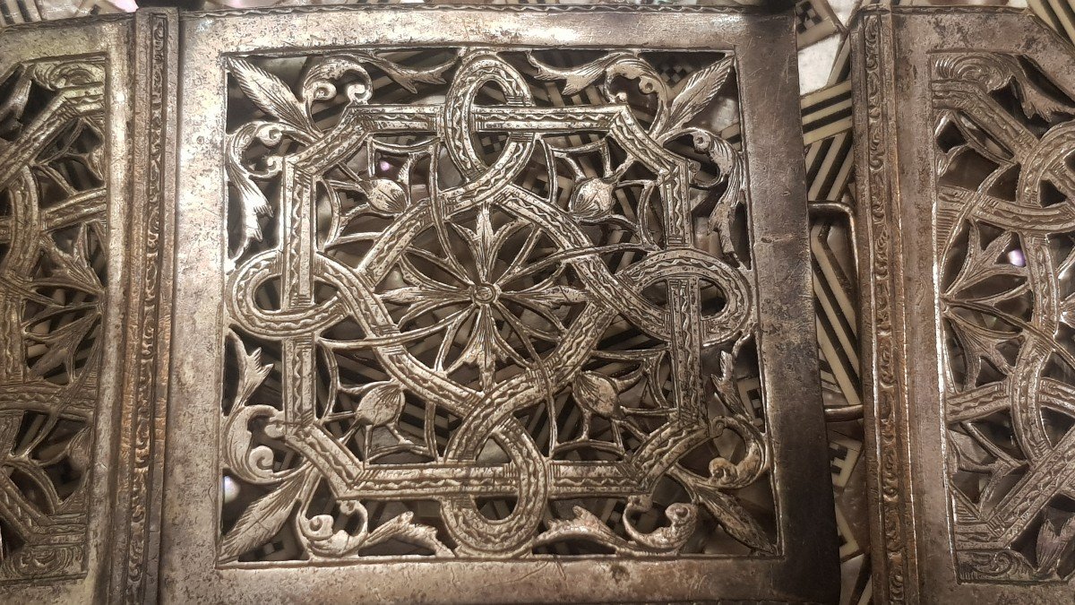 Old Belt Buckle In Silver Metal-photo-2