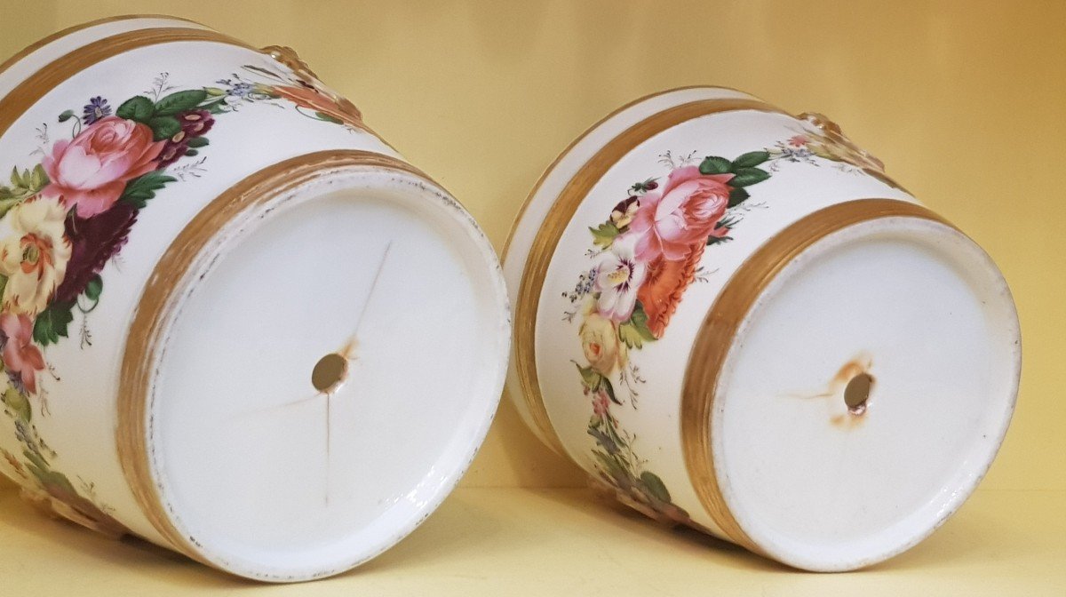 Pair Of Antique Vieux Paris Porcelain Cachepots With Floral Decoration-photo-3