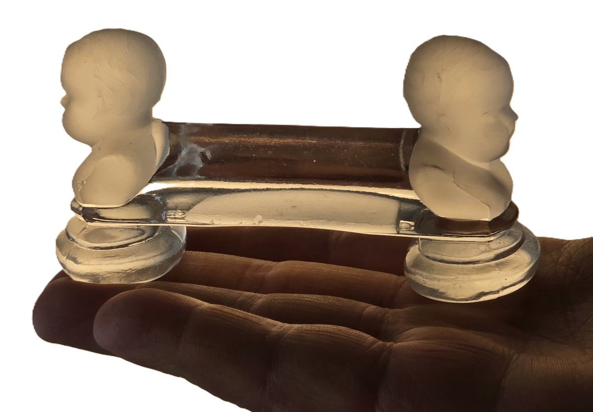 Serie De 8 Anciens Porte Couteaux En Cristal De Baccarat , Roi De Rome - Enfant De Houdon -photo-3