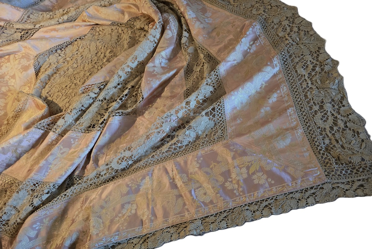 Grand Dessus De Lit Art Nouveau En Soie Et Dentelle 280x270 Cm-photo-2