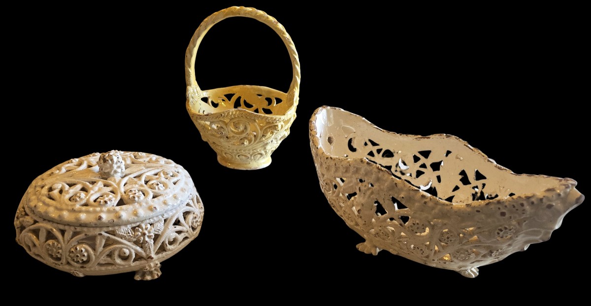 Lot de trois anciennes ceramiques ajourées italiennes