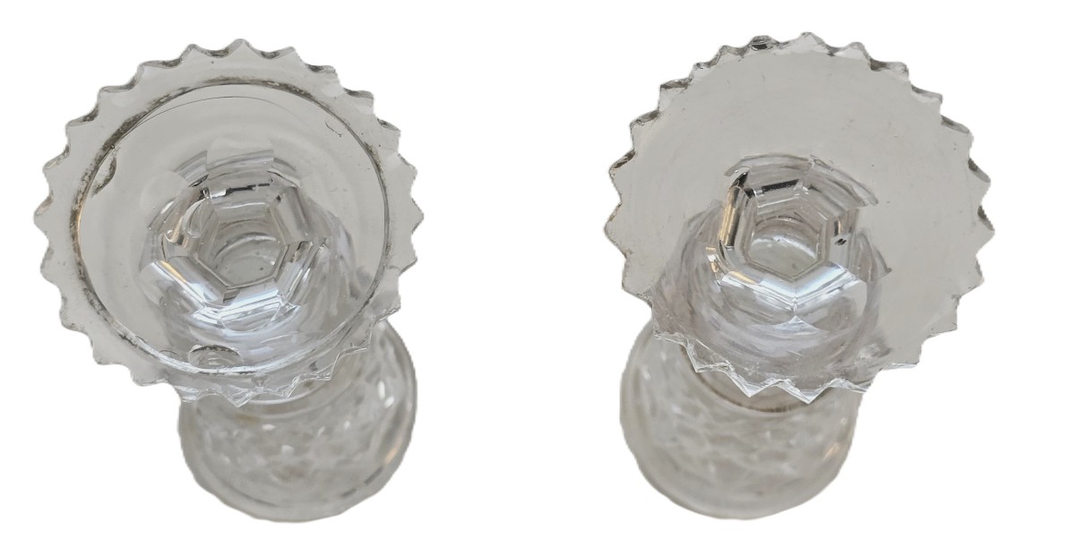  ancienne carafe  à liqueur et deux petits verres assorti in cristal taillé -photo-4