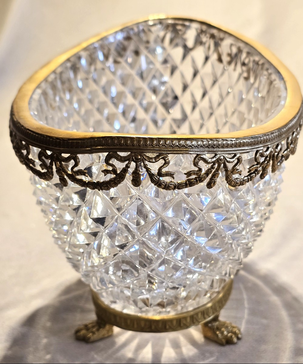 Antique Centerpiece In Cut Crystal With Gilded Metal Ornaments-photo-2