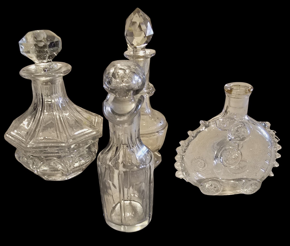 Lot Of Four Antique Miniature Bottles In Glass And Crystal