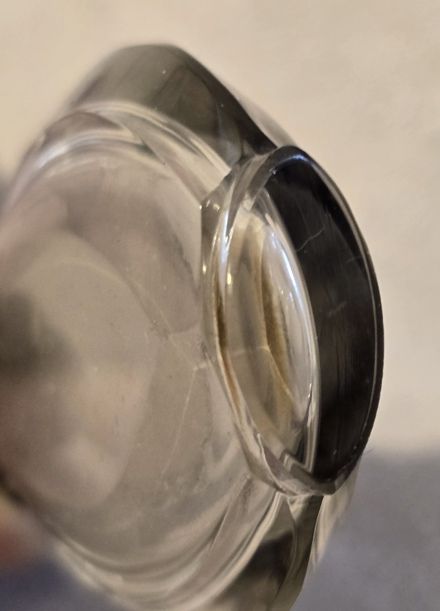 Antique 19th-century Smelling Salts Bottle-photo-3