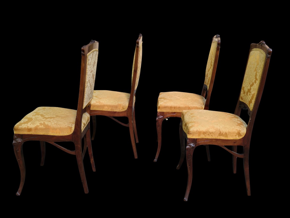 Ensemble de 4 chaises époque Art Nouveau en noyer sculpté-photo-2