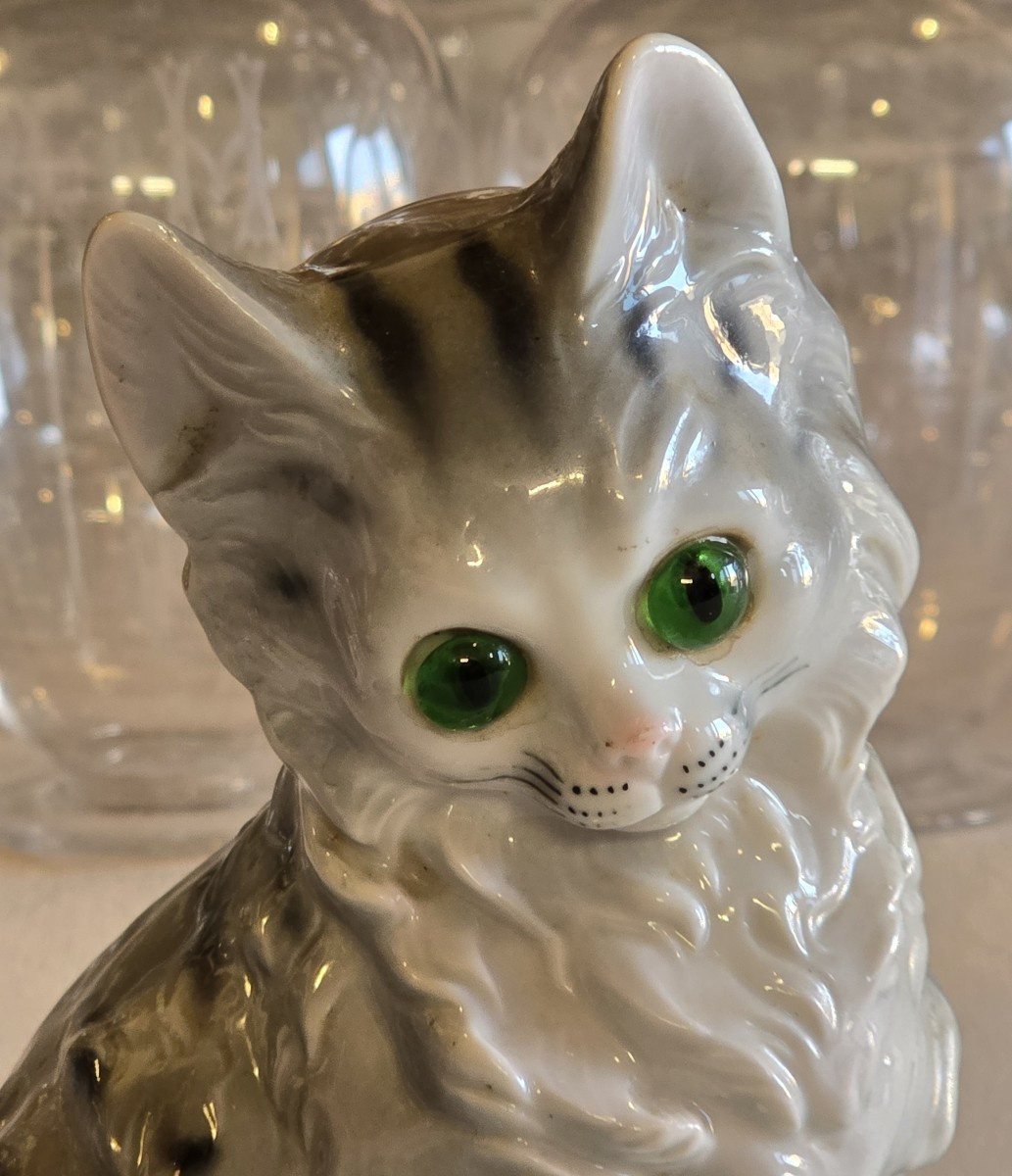 ancienne lampe veilleuse en céramique en forme de  chat-photo-2