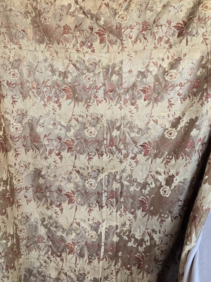 Panel In Antique Silk Lampas – 19th Century (240 × 160 Cm)-photo-4