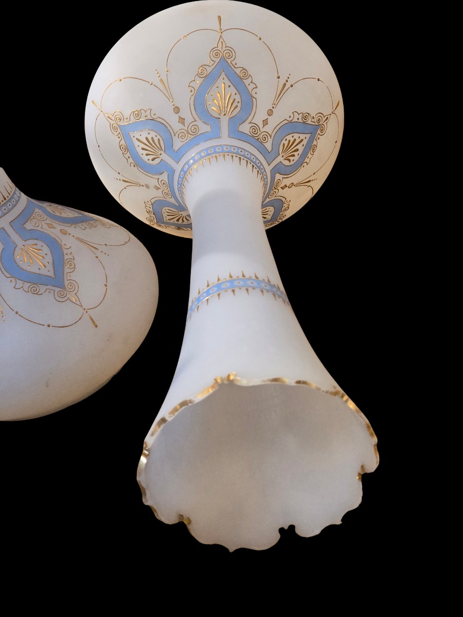 Paire de vases en opaline  émaillée XIX ème siècle  h 45 cm-photo-4