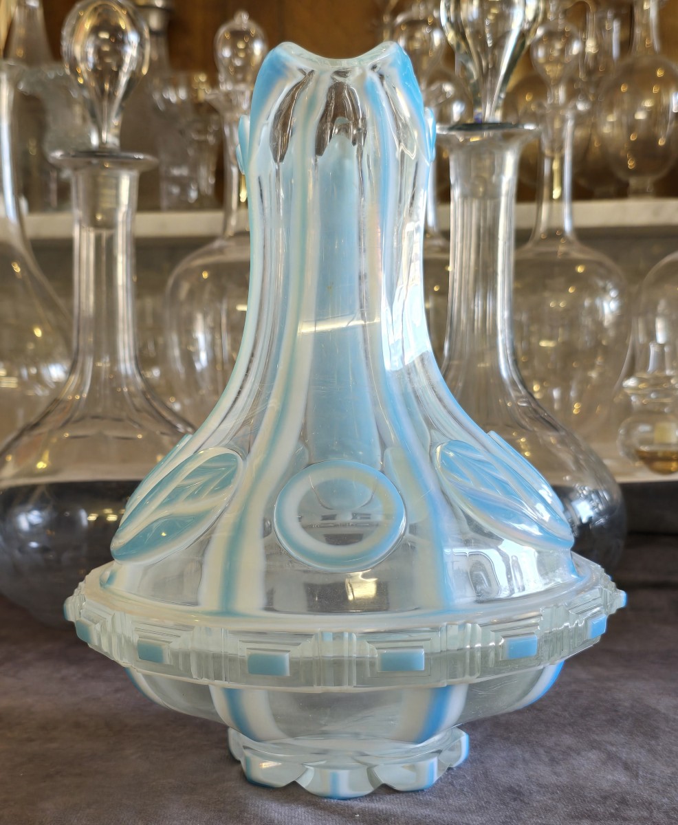 Important Bohemian Overlay Crystal Ewer, Circa 1840-photo-3