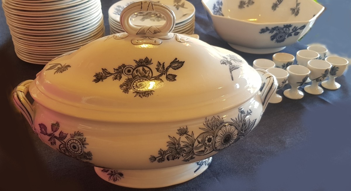 Antique Earthenware Dinner Set, 77 Pieces, Società Ceramica Richard, Marsala Pattern-photo-2