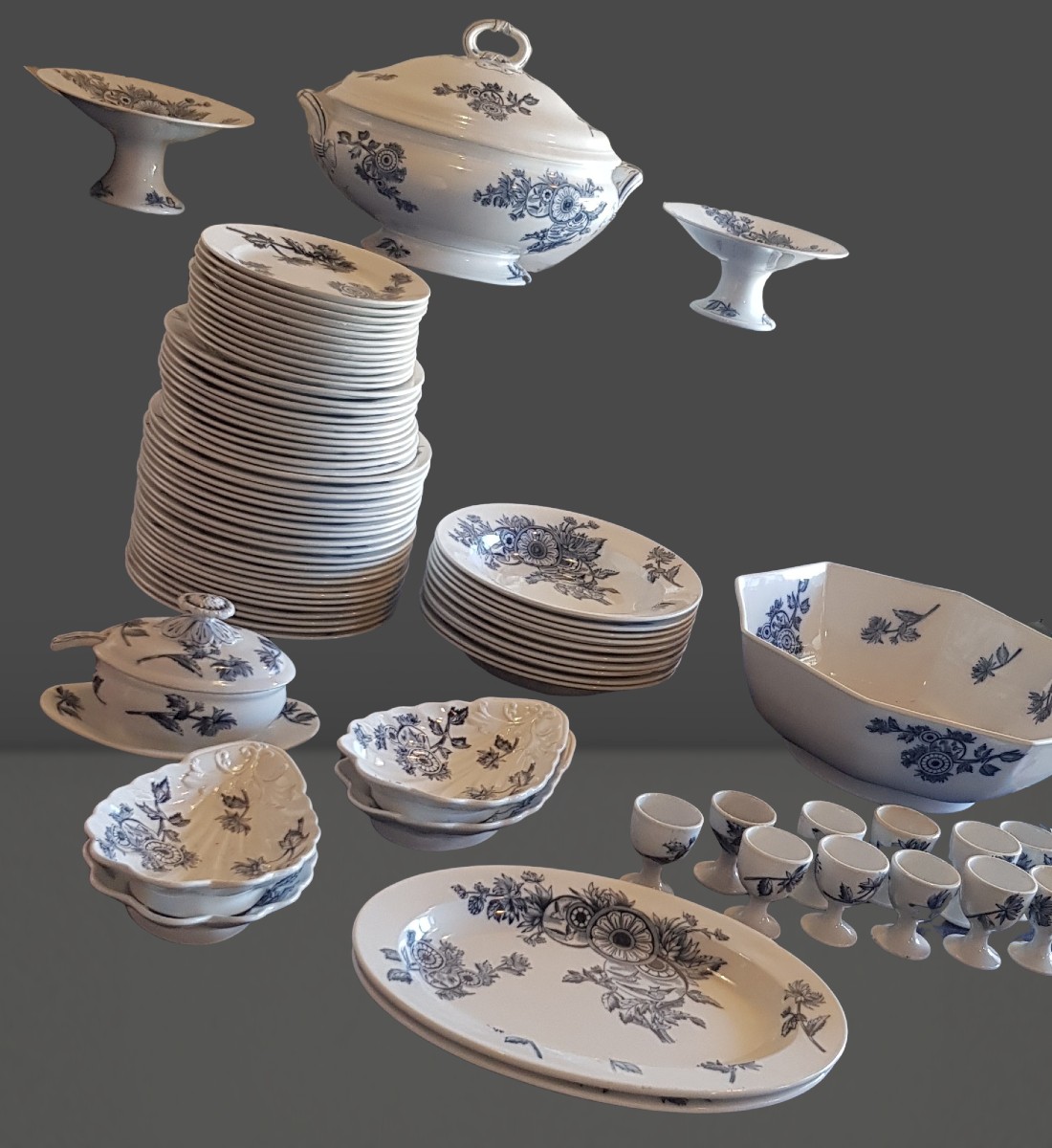 Antique Earthenware Dinner Set, 77 Pieces, Società Ceramica Richard, Marsala Pattern