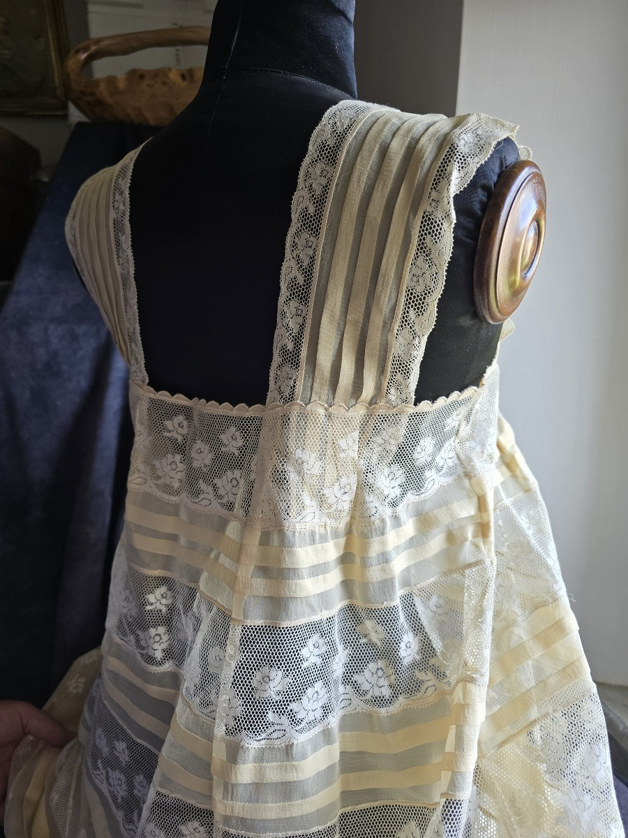 ensemble  veste de chambre et  chemise de nuit en soie et dentelles-photo-5