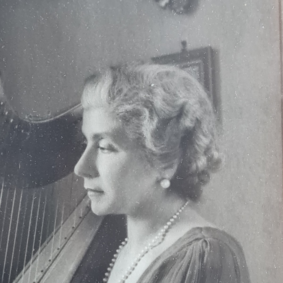 Gelatin Silver Photograph Of A Harpist, Rome Italy 1950 Circa-photo-3
