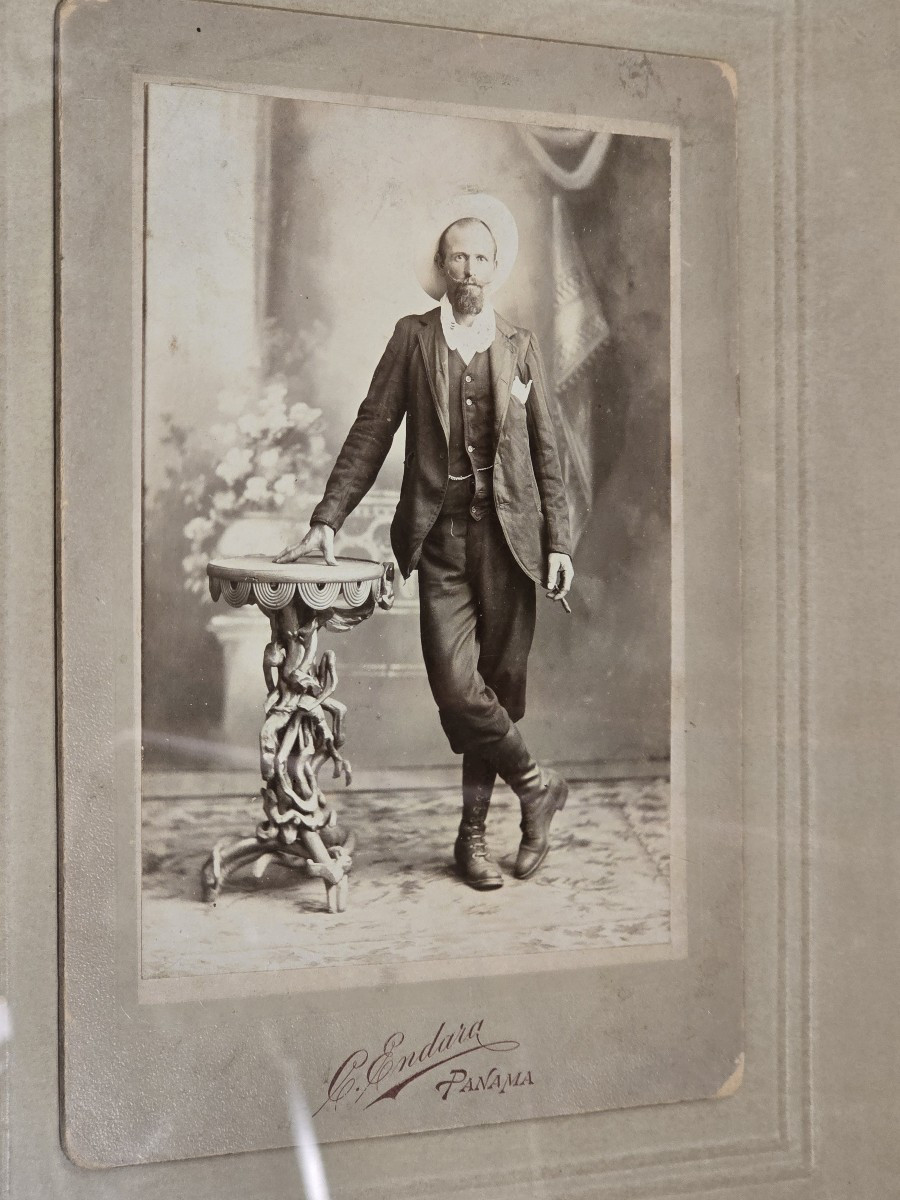 Atelier Carlos Endara Photo d'un bourgeois  Panama vers 1905 -photo-4