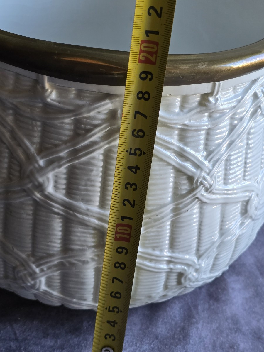 White Faience Cache-pot – Italy, Circa 1980-photo-4