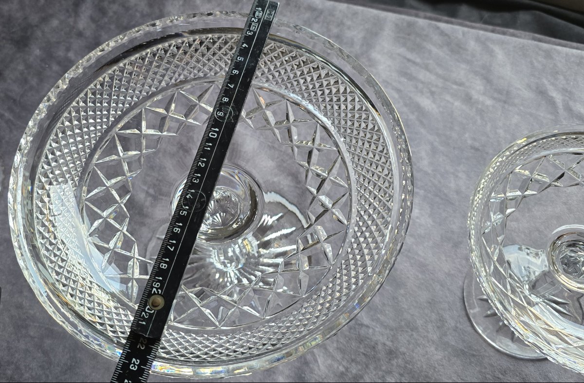 ensemble de 3 anciennes coupes sur pied en cristal taillé-photo-8