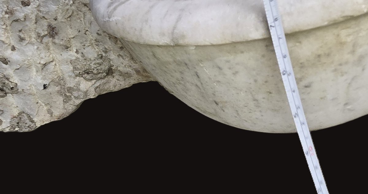 Ancien lavabo en marbre blanc de Carrare, XIXᵉ siècle-photo-2