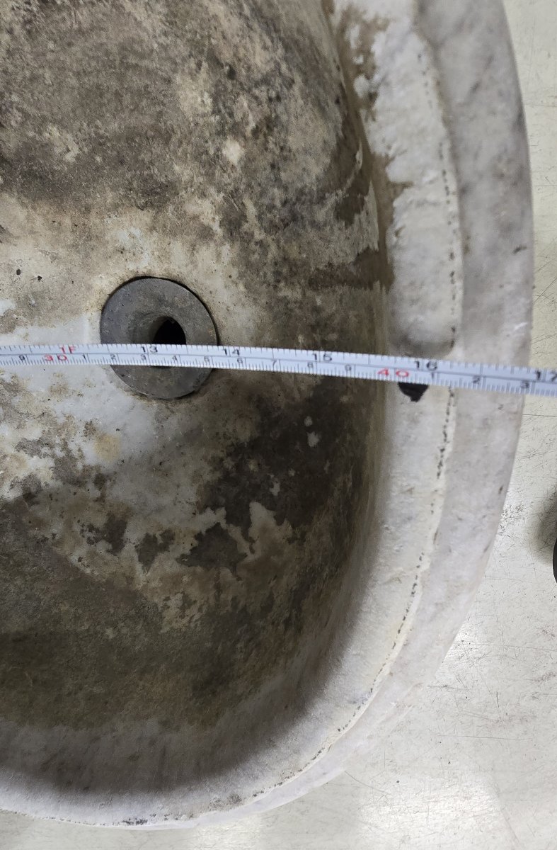 Ancien lavabo en marbre blanc de Carrare, XIXᵉ siècle-photo-7