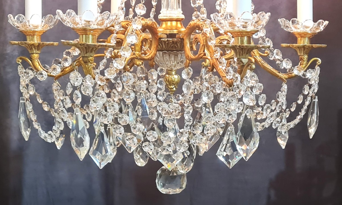 Ancien lustre en bronze et cristal XIX ème siècle style Louis XVI