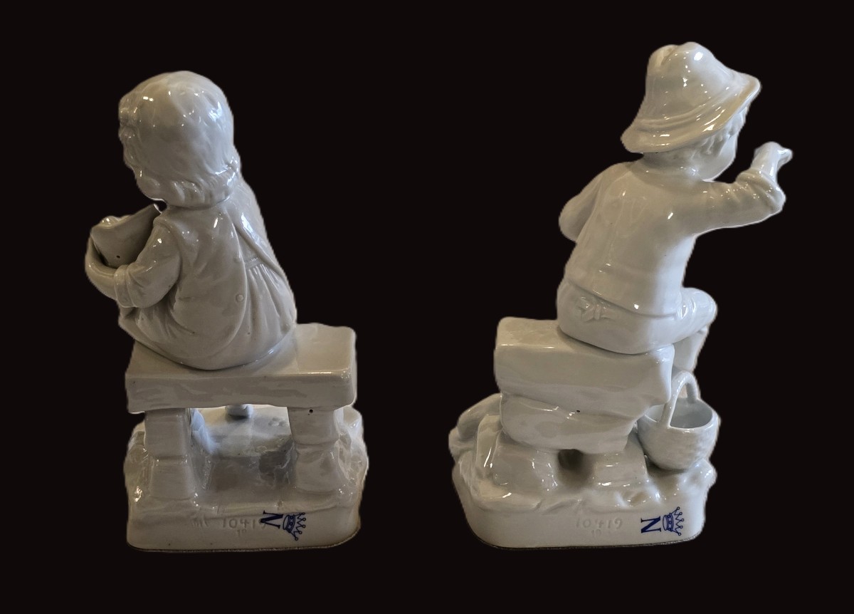 Pair Of Antique White Capodimonte Porcelain Figurines Depicting Children-photo-3