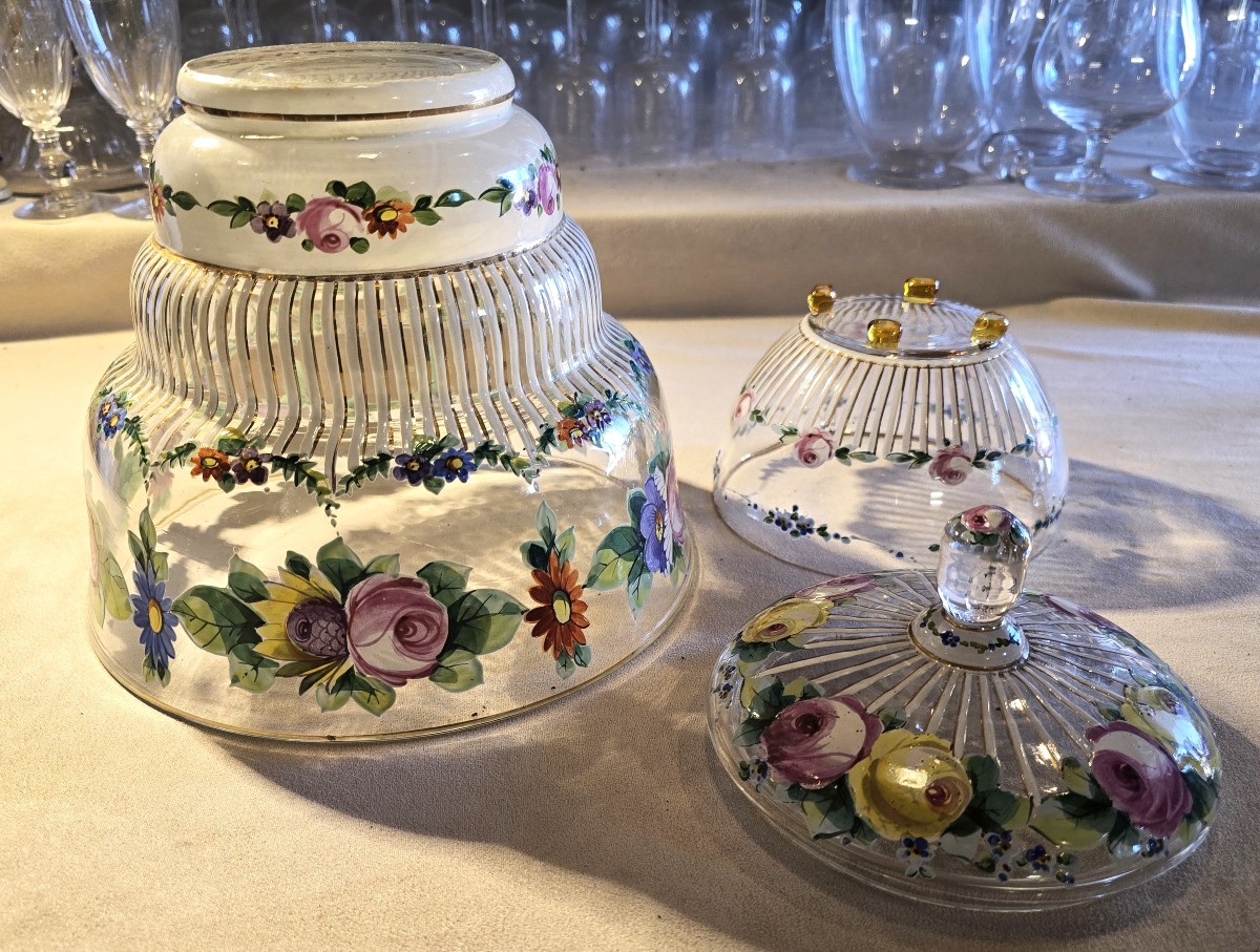 Set  Antique Bowl And Lidded Bonbonnière In Enameled Glass-photo-2