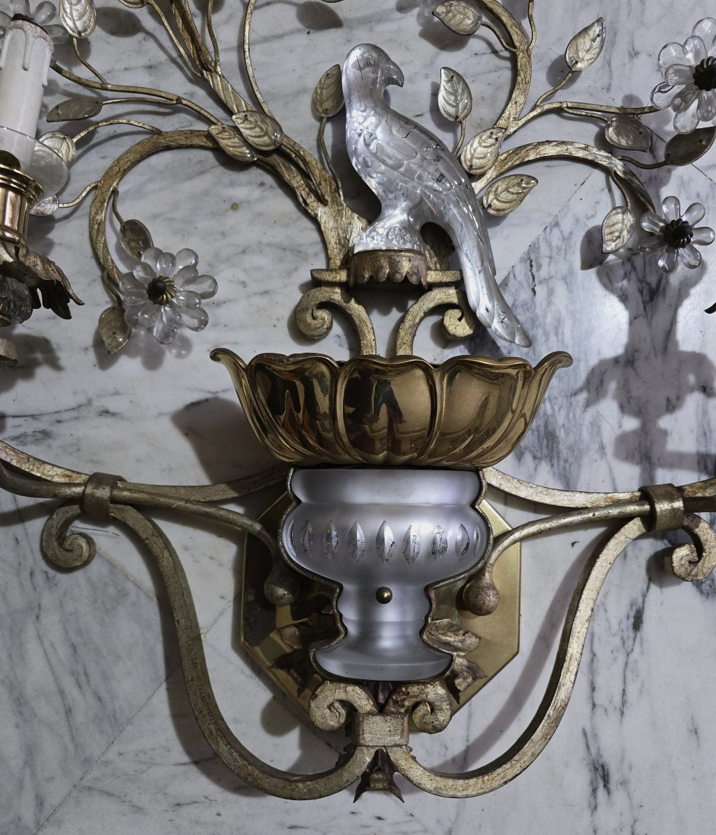 Large Pair Of Vintage Parrot‑themed Wall Sconces In Iron And Crystal, Banci, Circa 1980-photo-1