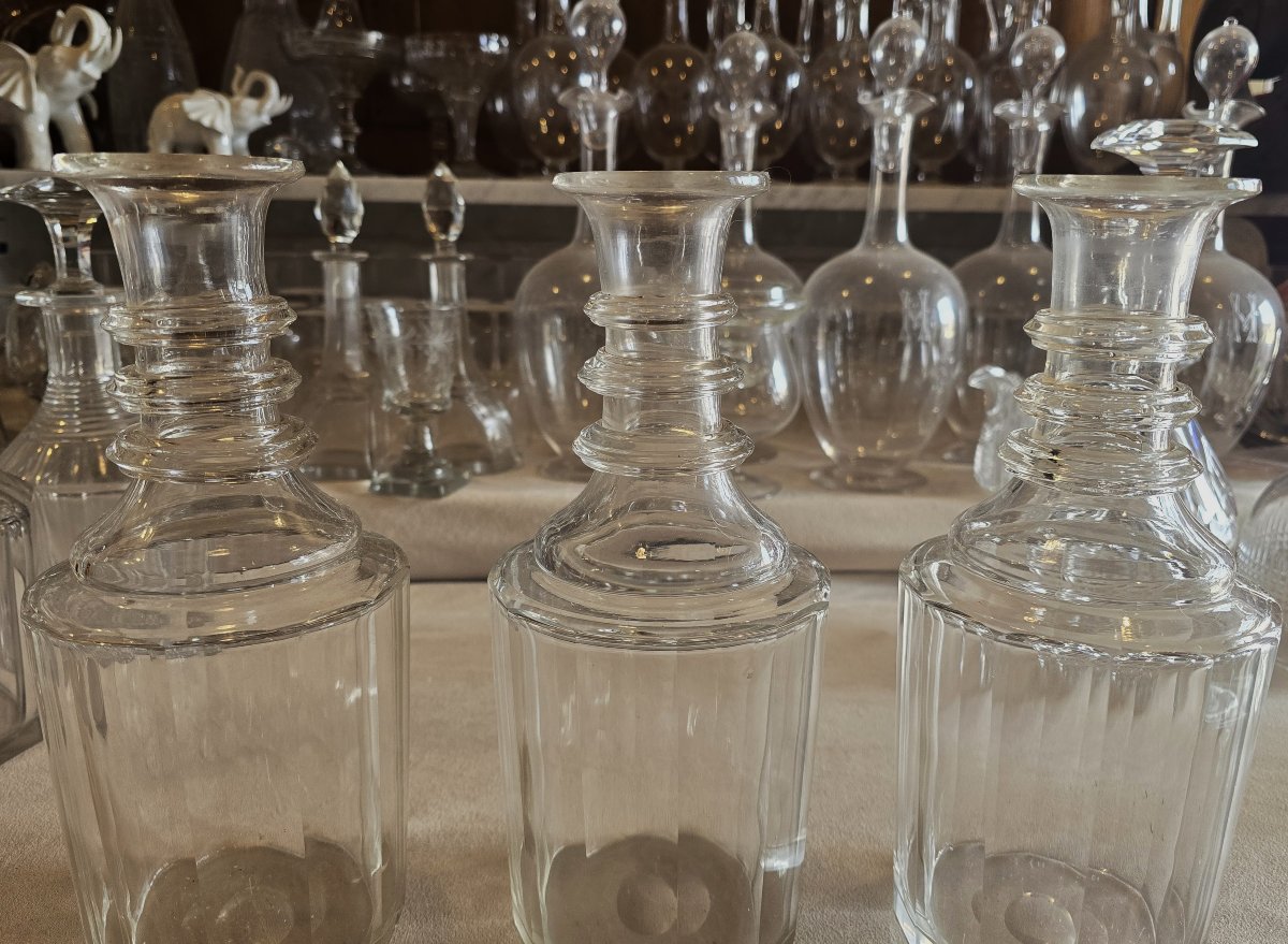 Lot Of Three Antique Carafes N. 2, N. 3, N. 4 In Cut Crystal  Faceted – Early  XX Th Century-photo-3