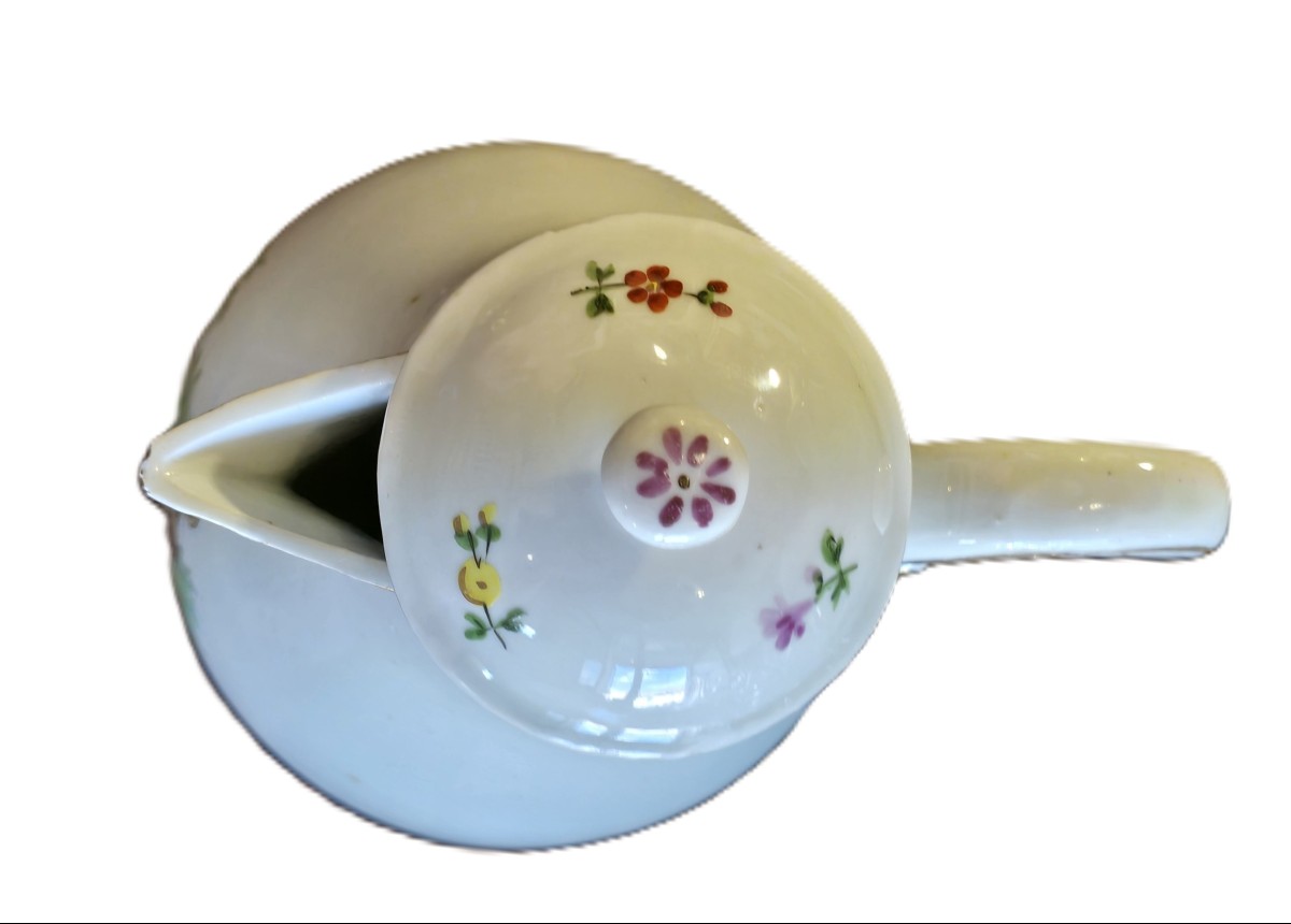 Cafetière égoïste en porcelaine – Manufacture de Joseph‑Adam Hannong, Strasbourg, XVIIIᵉ siècle-photo-1