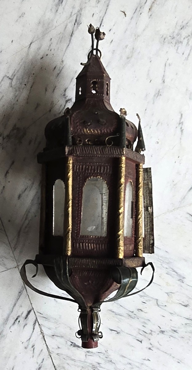 Lanterna torche en fer peint et doré, Italie, fin XIXᵉ